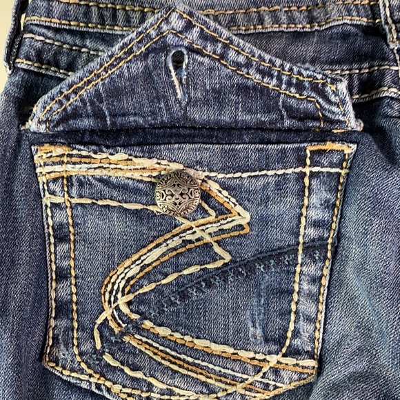Silver Suki Surplus Bootcut Jeans, Two Tone Topstitching on Back Flap Pockets - Picture 15 of 15